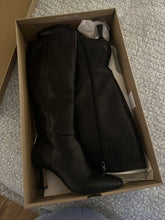 GYRA WIDE CALF BOOTS BLACK LEATHER - re:vita