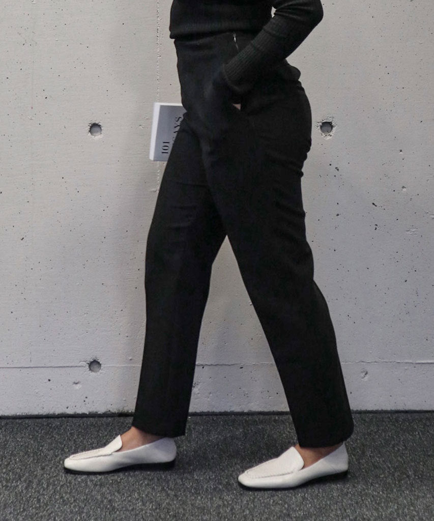 BENY FLATS IVORY CRINKLE PATENT - re:vita