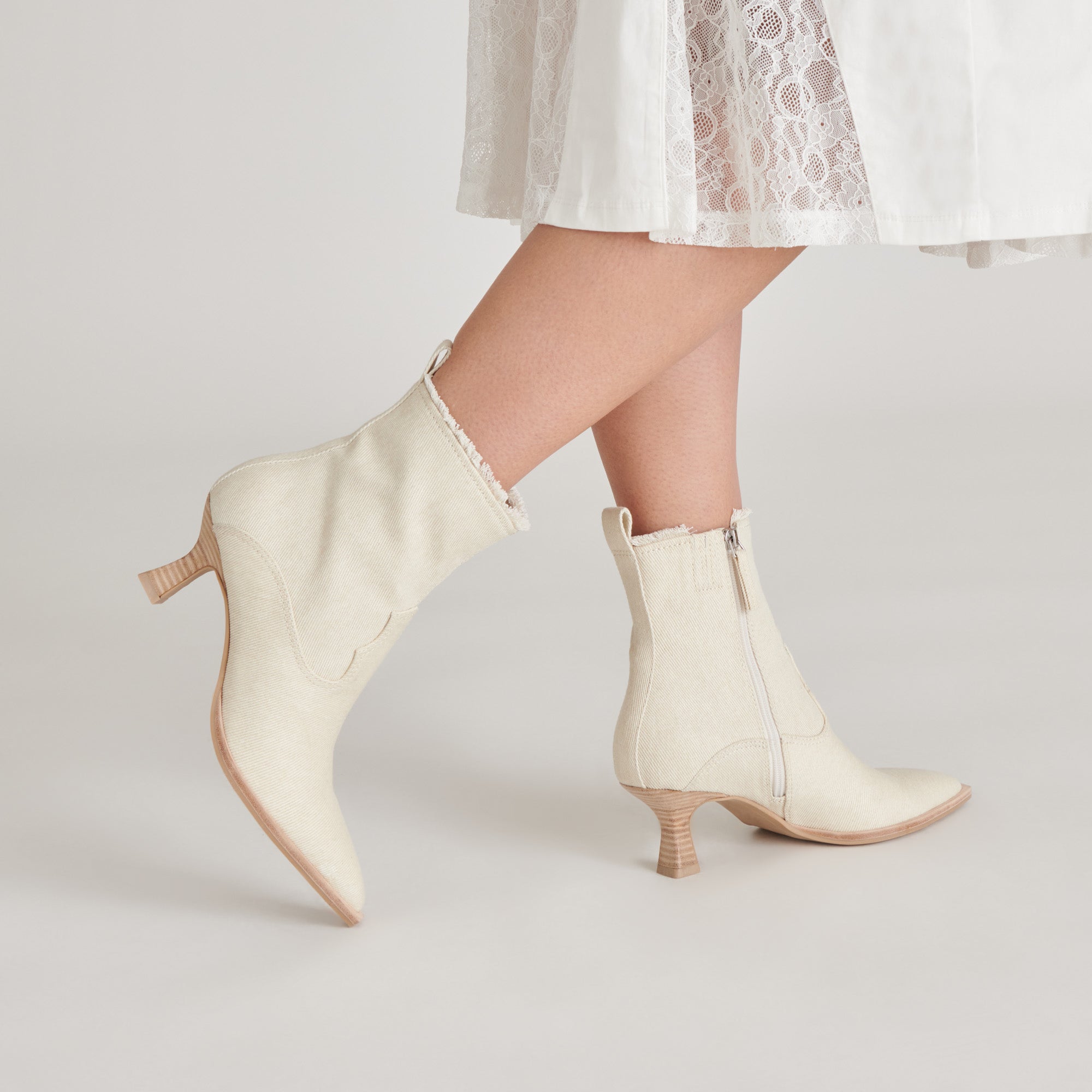 AUSTIN BOOTS IVORY DENIM - re:vita