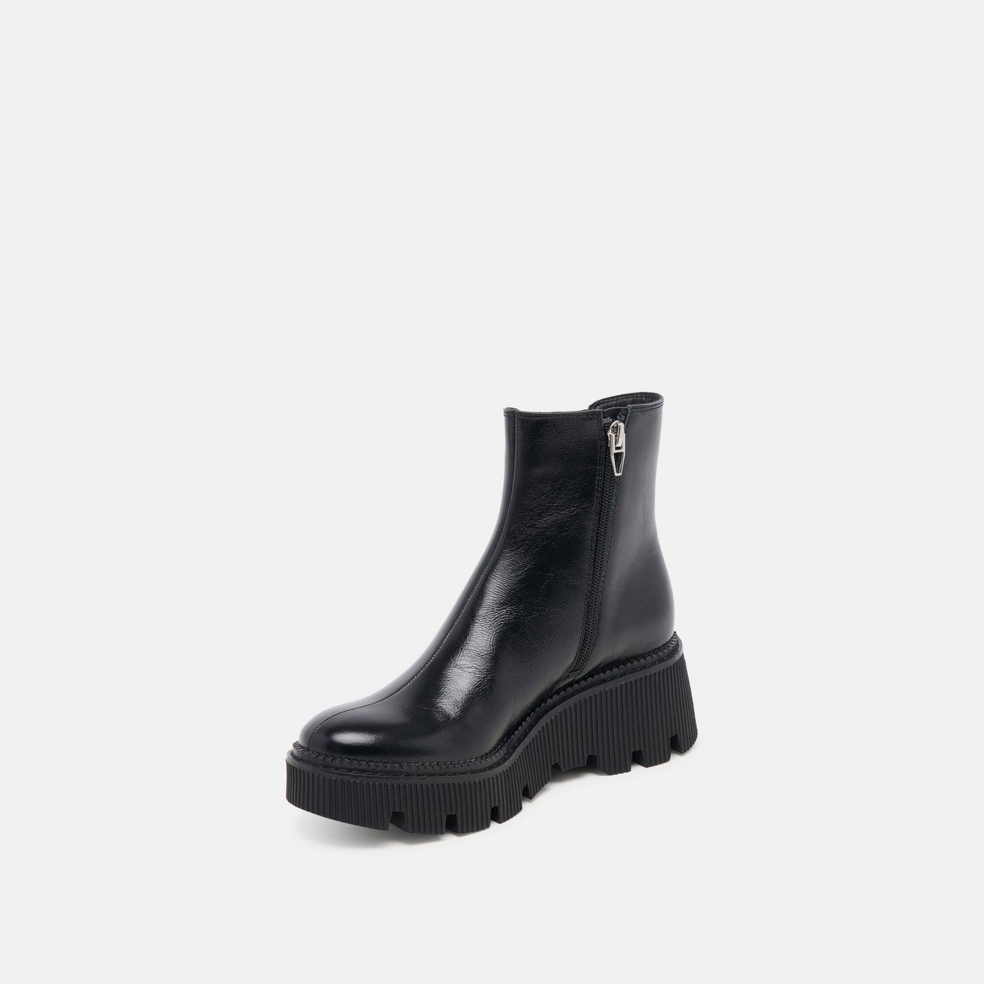 EMMET H2O BOOTS MIDNIGHT CRINKLE PATENT - re:vita