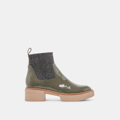 SALINE H2O BOOTIES DARK OLIVE CRINKLE PATENT - re:vita