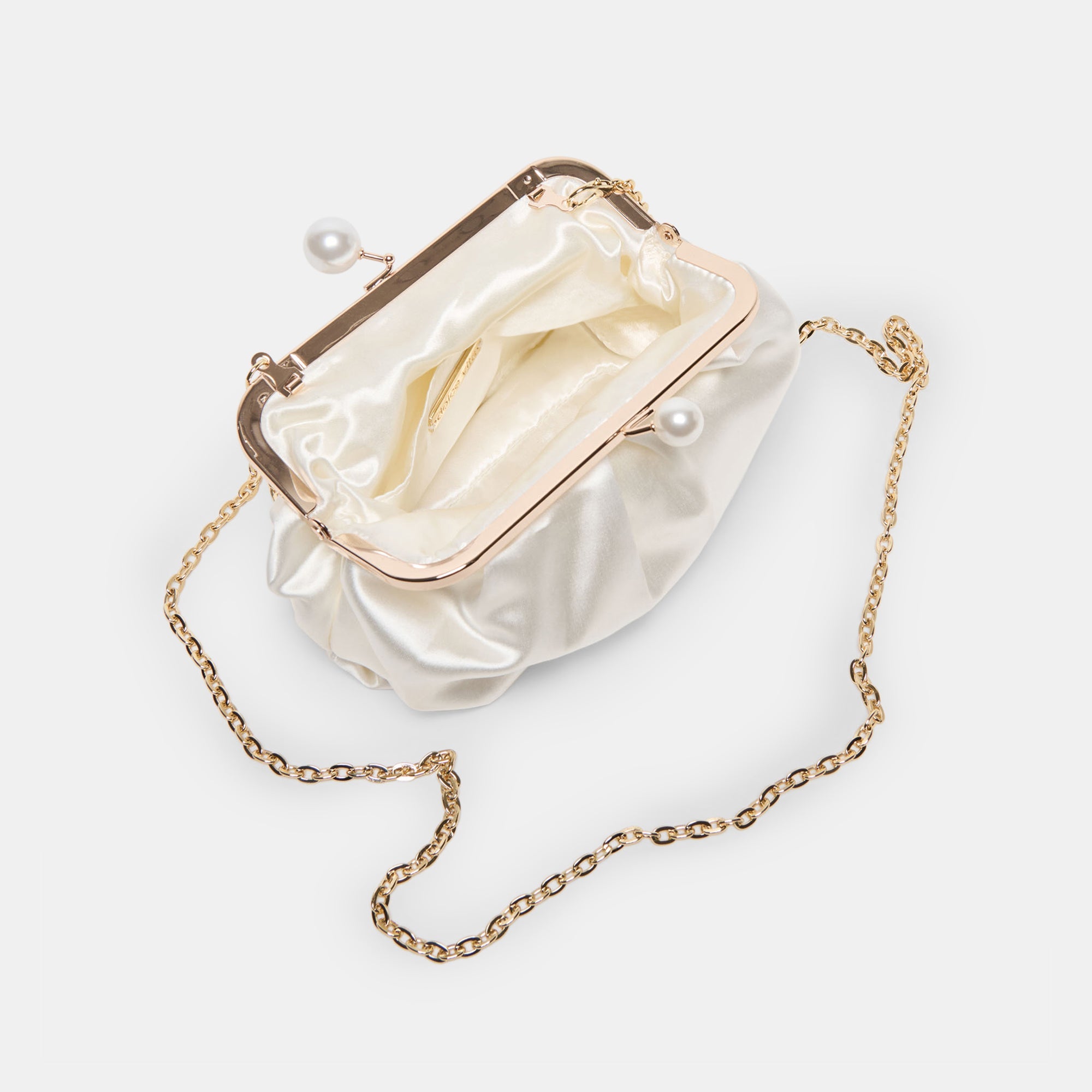 KENDALL CLUTCH WHITE SATIN