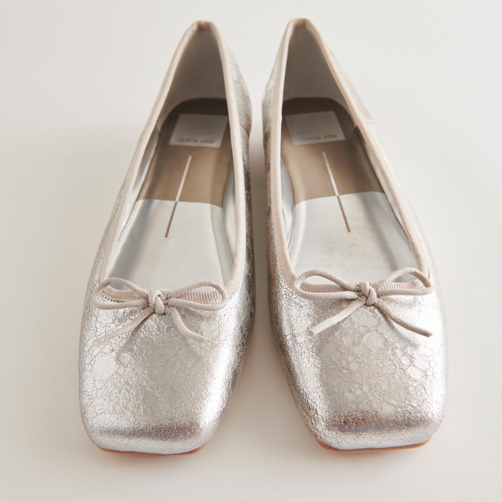 ANISA BALLET FLATS SILVER DISTRESSED LEATHER - re:vita