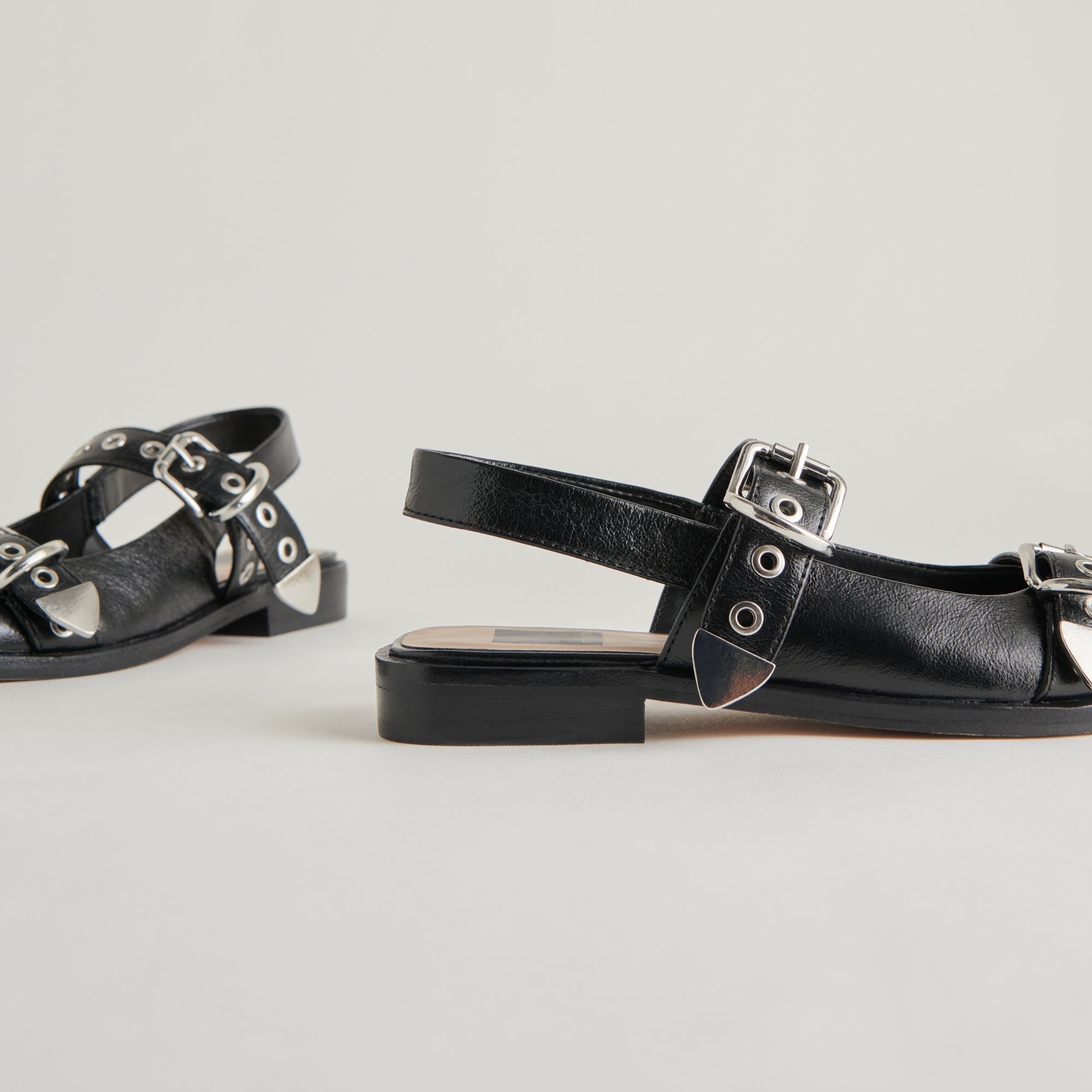 LABELL FLATS MIDNIGHT CRINKLE PATENT - re:vita