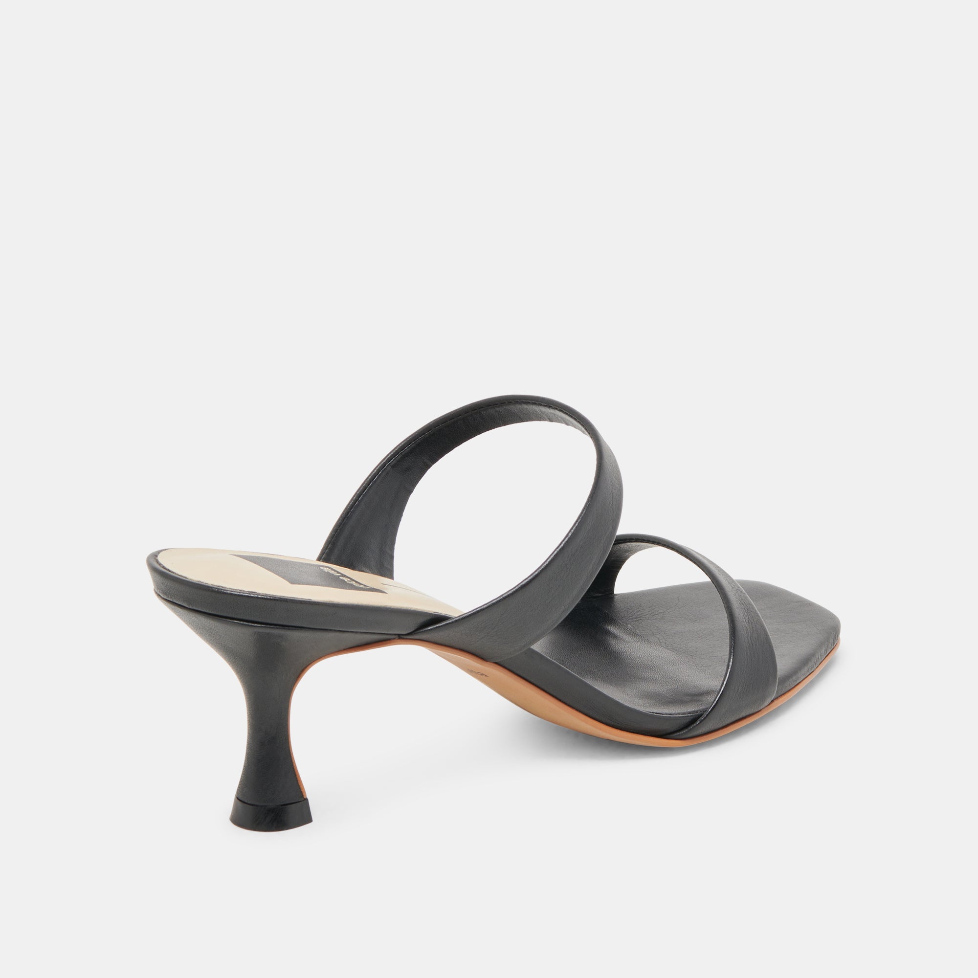 GENORA WIDE HEELS BLACK LEATHER