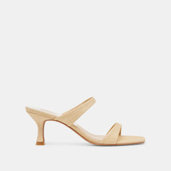 GENORA WIDE HEELS LT NATURAL WOVEN RAFFIA
