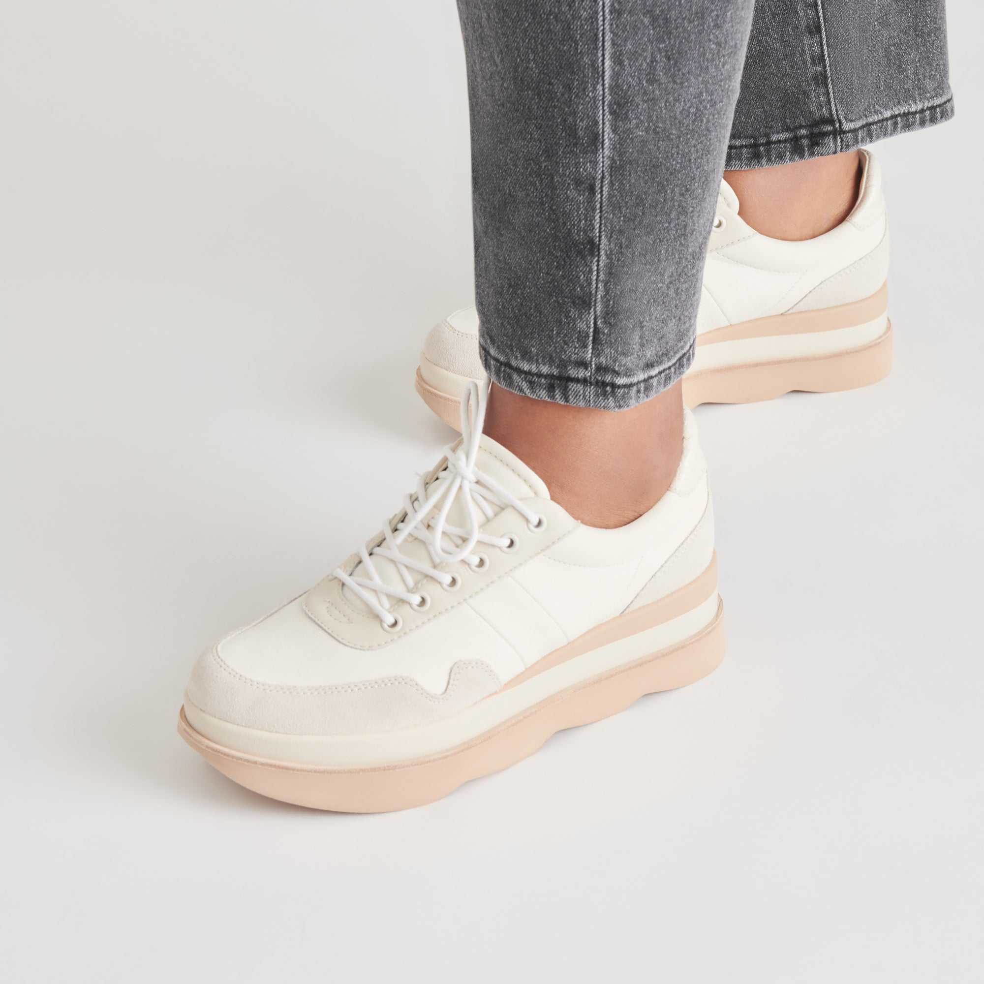 JAYNE SNEAKERS WHITE NUBUCK
