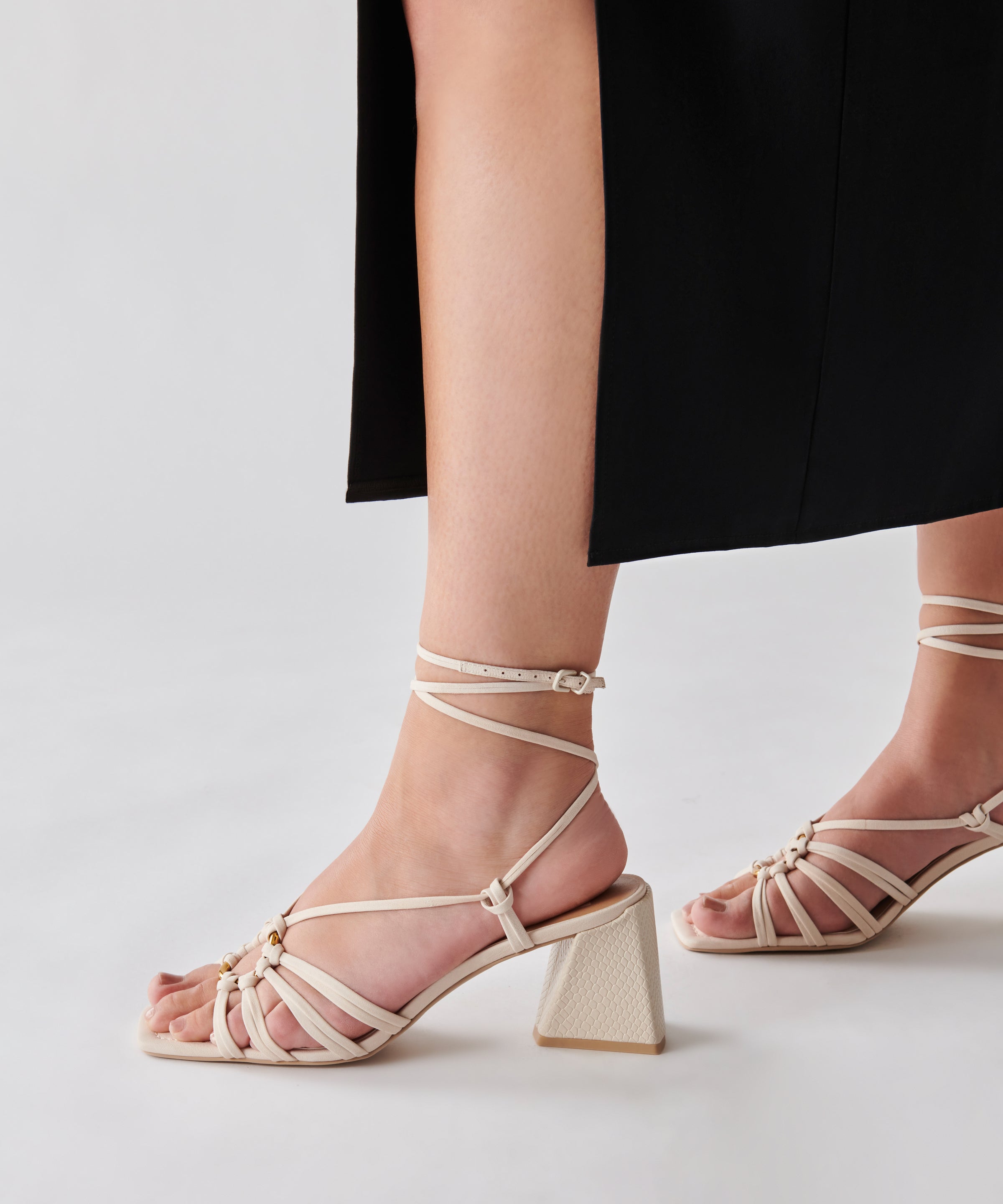 KASH SANDALS IVORY NUBUCK - re:vita