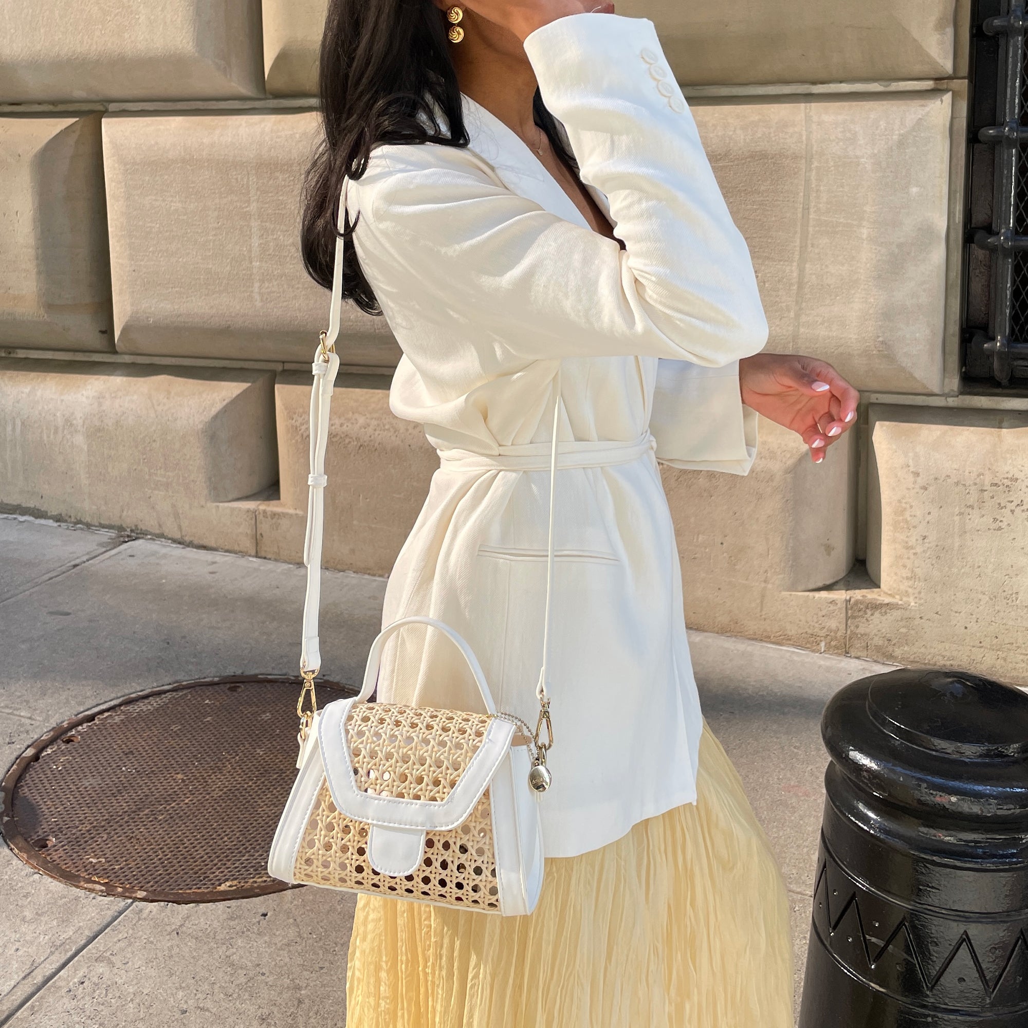 TROPEZ CROSSBODY WHITE NATURAL CANE